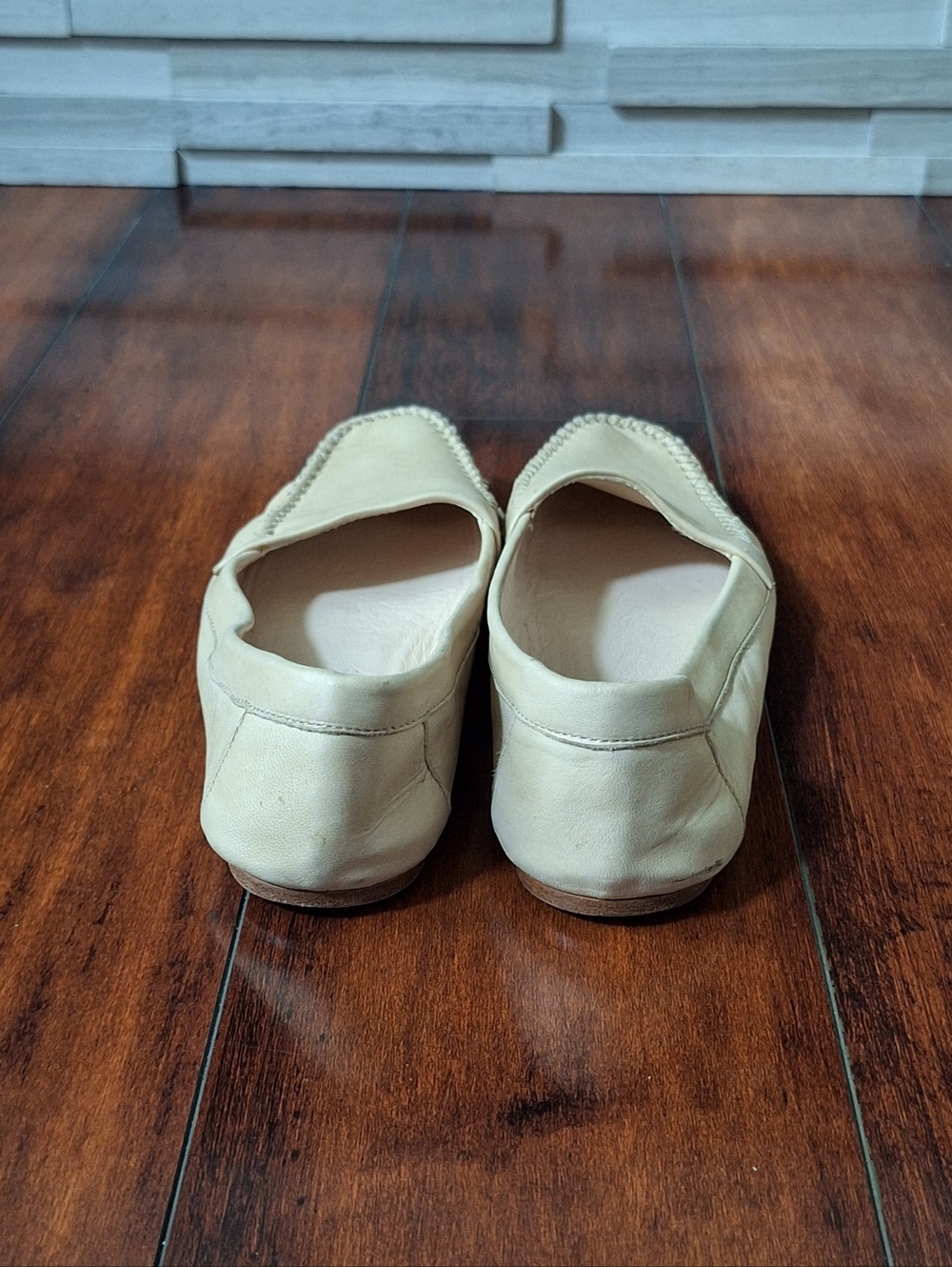 Prada Leather Loafers Flats Beige EU 35.5 US 5 / 5.5 Made in Italy - Picture 5 of 8